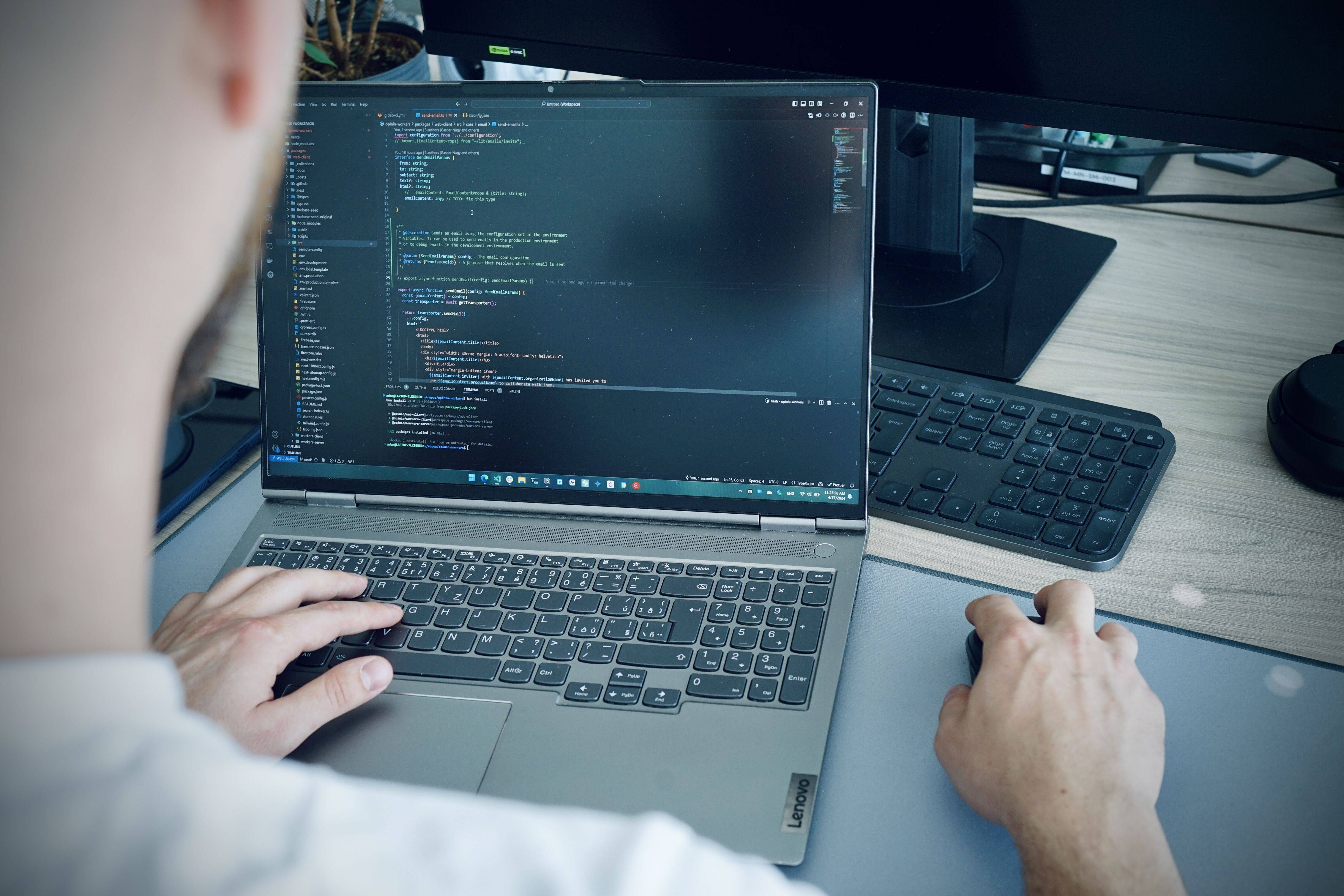 Cover image for Why and when to rewrite your e-commerce application